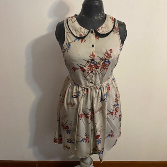Lpttie & Holly Floral looking bird dress, size S - Picture 1 of 5